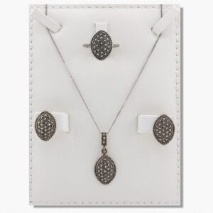 موديل ماركازيت على شكل بيضاوي ، نصف طقم فضة