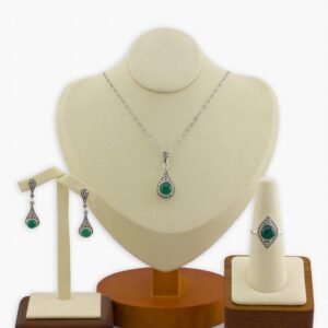 موديل الماركازيت بحجر أخضر ، نصف طقم فضة