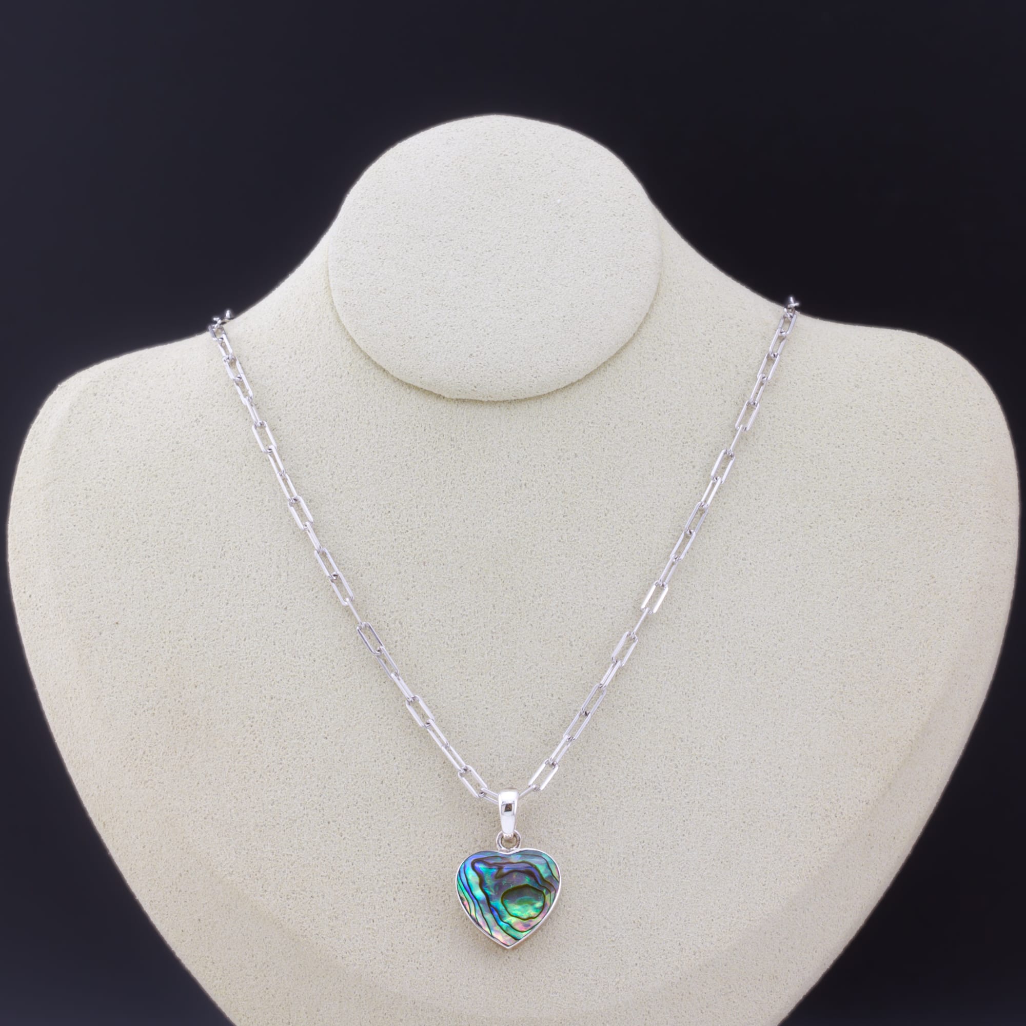 صدف على شكل قلب ، تعليقة وسلسال فضة - الصورة 3