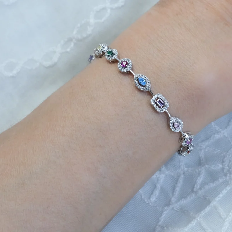 أسوارة فضة بشكل هندسي