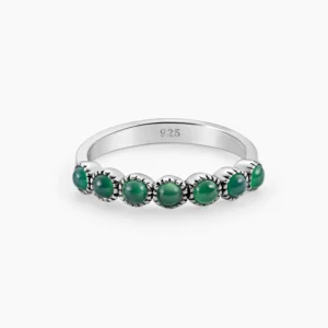 خاتم فضة هالف اتيرنيتي بأحجار الكالسيدون الأخضر