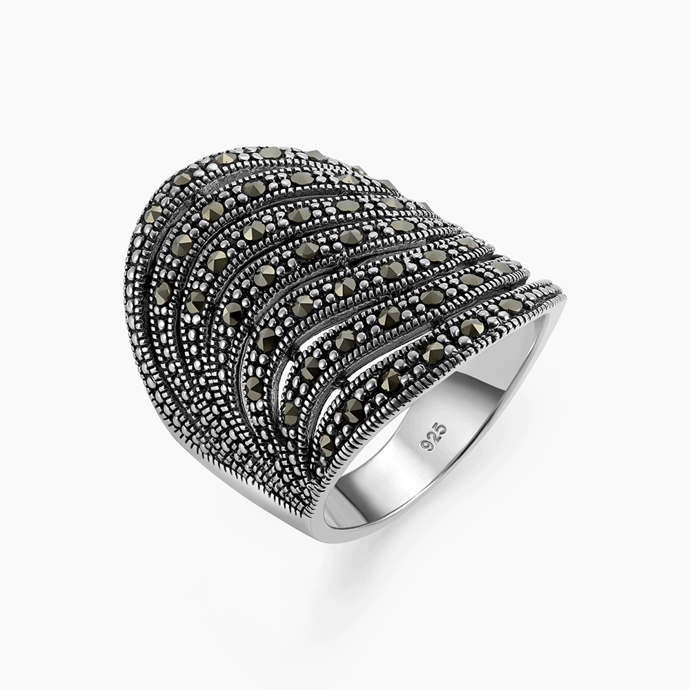 خاتم فضة ماركازيت بخطوط مقوسة متوازية