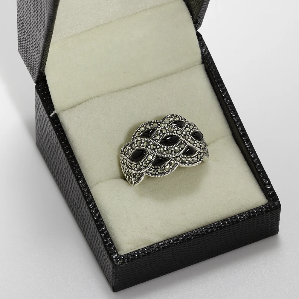 خاتم فضة الماركازيت بتصميم مموج بحجر الأونكس - الصورة 3