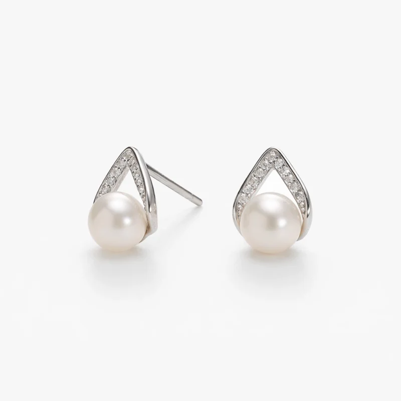 زوج حلق فضة ستد لؤلؤ (موديل شكل ثمانية)